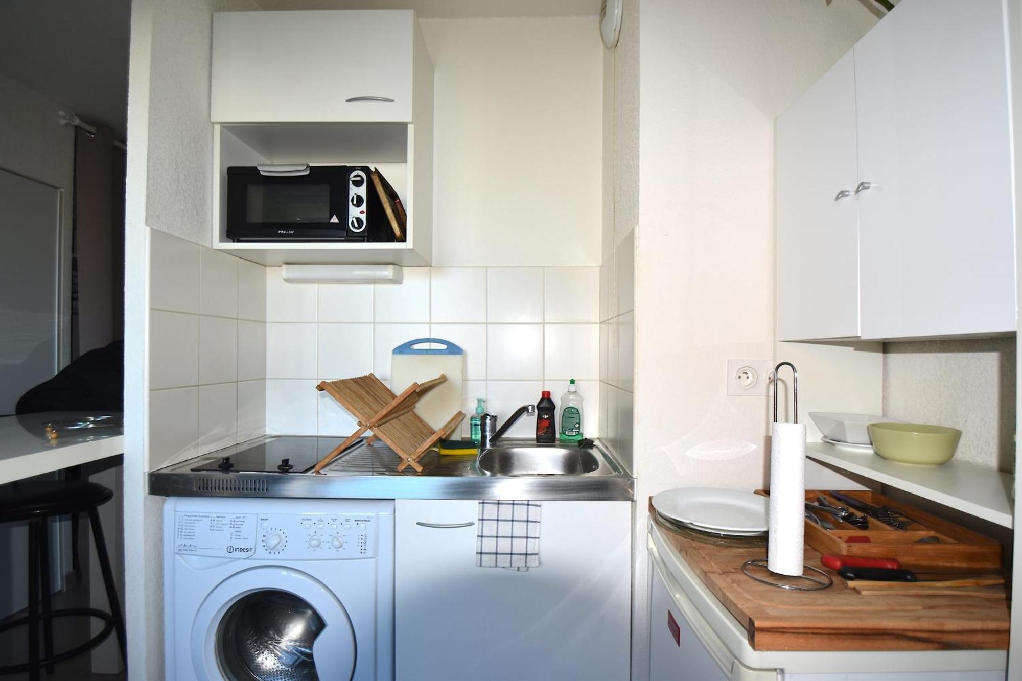 Studio Gare St Roch 1Er Etage - Air Rental مونبيلييه المظهر الخارجي الصورة